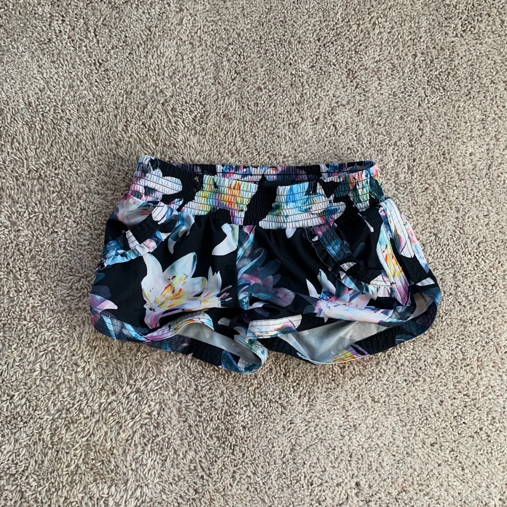Jo + Jax Multi Color Floral Activewear Shorts